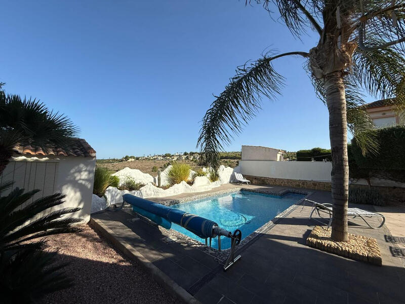 3 bedroom Villa for sale