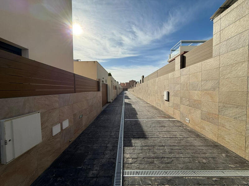 3 chambre Villa à vendre dans Los Montesinos, Alicante