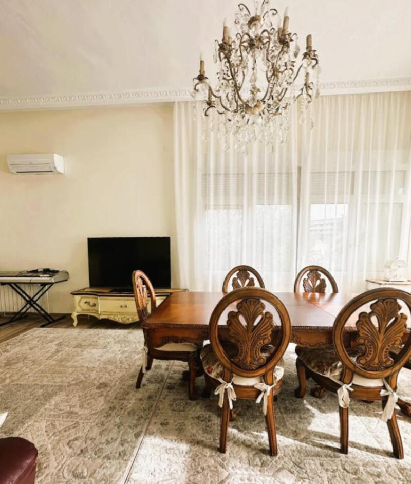 5 спальная комната вилла продается в Campoamor, Alicante