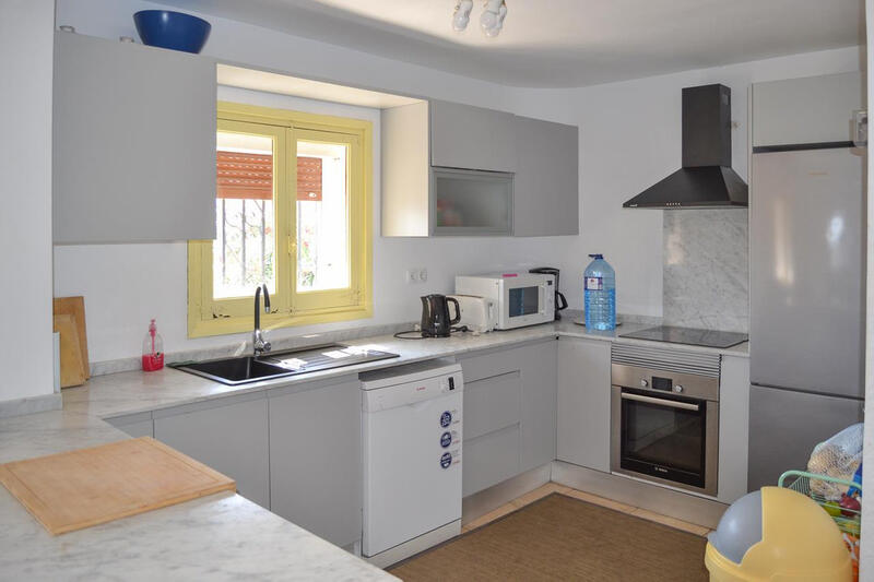 6 Schlafzimmer Villa zu verkaufen in Pedreguer, Alicante