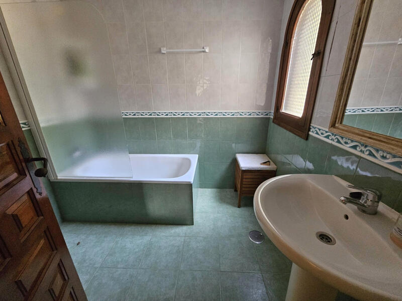 6 Cuarto Villa en venta