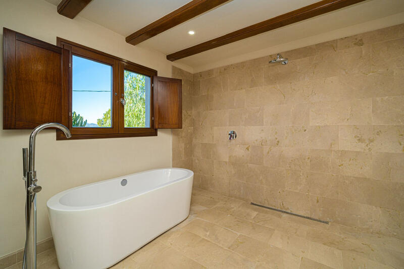 5 bedroom Villa for sale