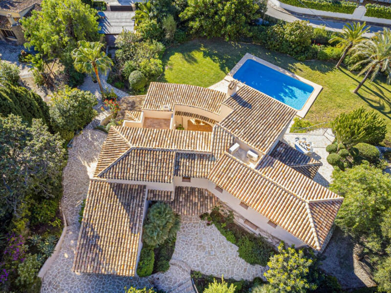 5 bedroom Villa for sale