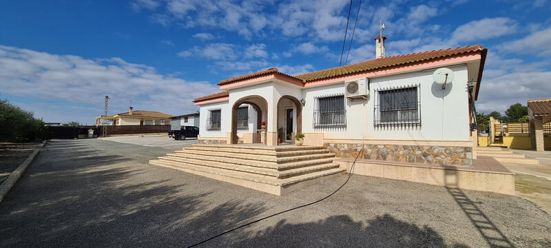 Villa for sale in La Matanza, Alicante