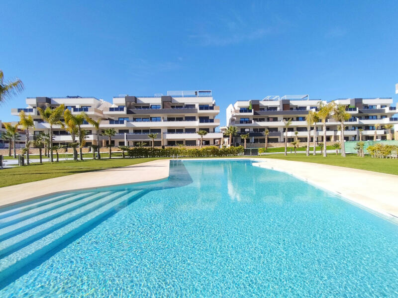 2 slaapkamer Appartement Te koop in Playa Flamenca, Alicante