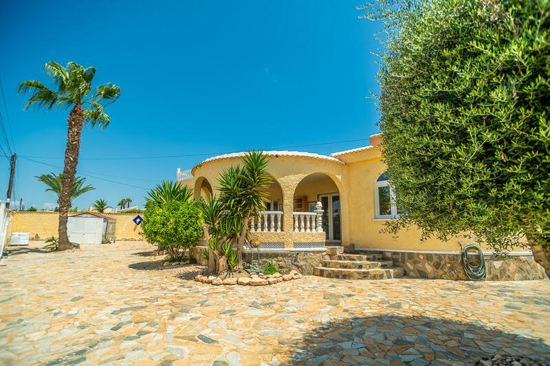 3 slaapkamer Villa Te koop