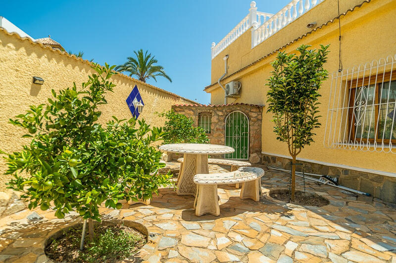 3 slaapkamer Villa Te koop