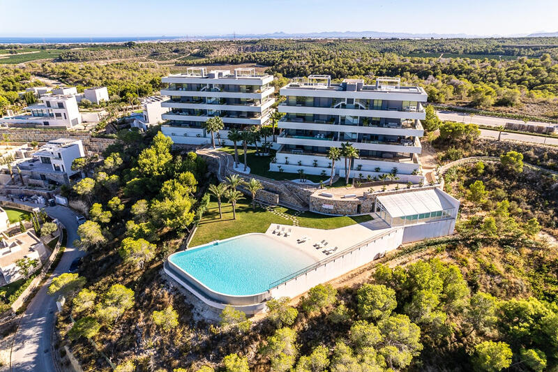 3 Cuarto Apartamento en venta en Las Colinas Golf, Alicante