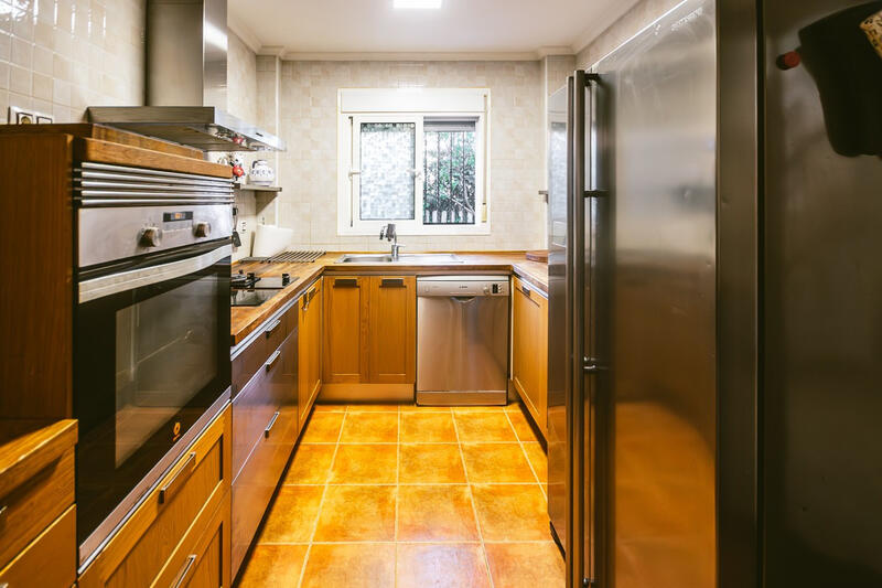 4 Cuarto Villa en venta
