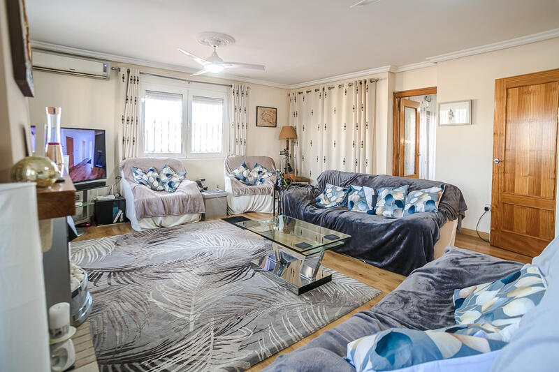 6 chambre Villa à vendre