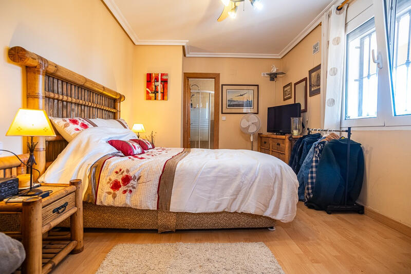 6 chambre Villa à vendre