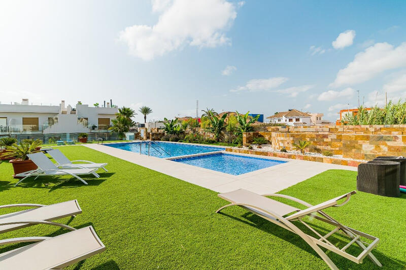 2 soverom Leilighet til salgs i Pilar de la Horadada, Alicante