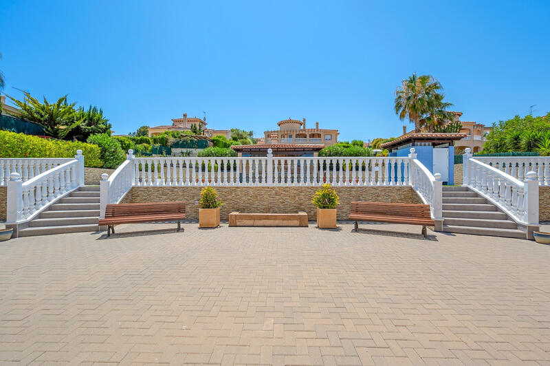 4 soveværelse Villa til salg i Algorfa, Alicante