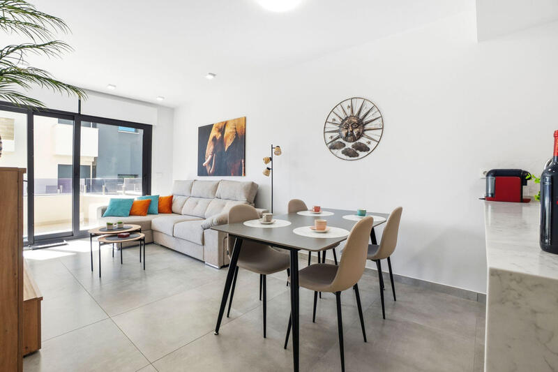 2 bedroom Apartment for sale