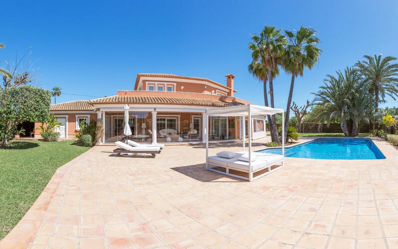 7 soveværelse Villa til salg i Denia, Alicante