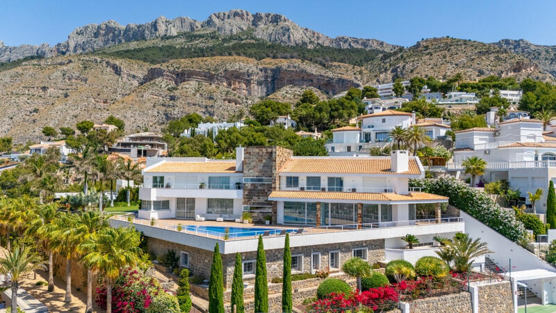7 soveværelse Villa til salg