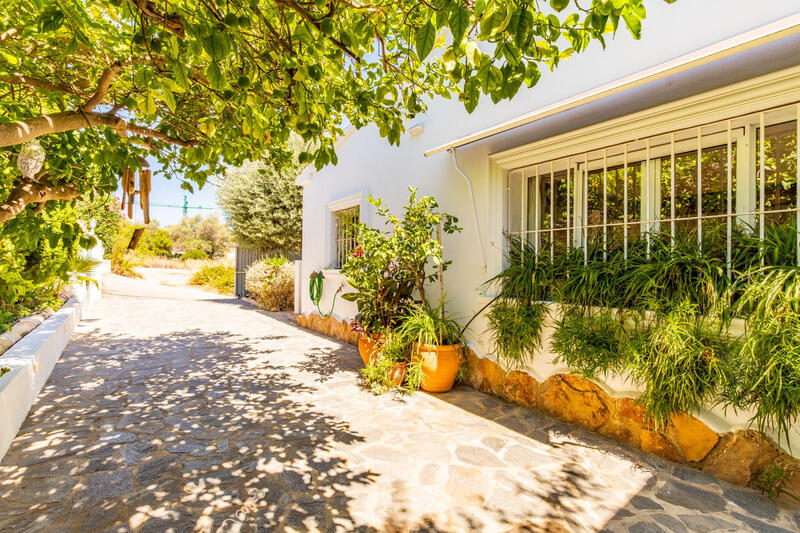 3 Cuarto Villa en venta