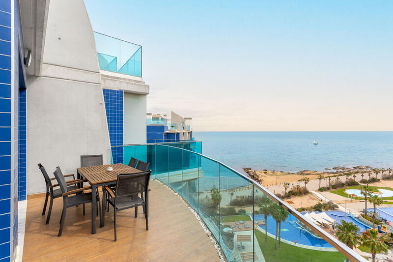 3 Cuarto Apartamento en venta en Punta Prima, Alicante