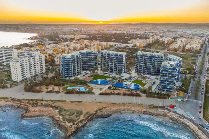 3 Cuarto Apartamento en venta en Punta Prima, Alicante