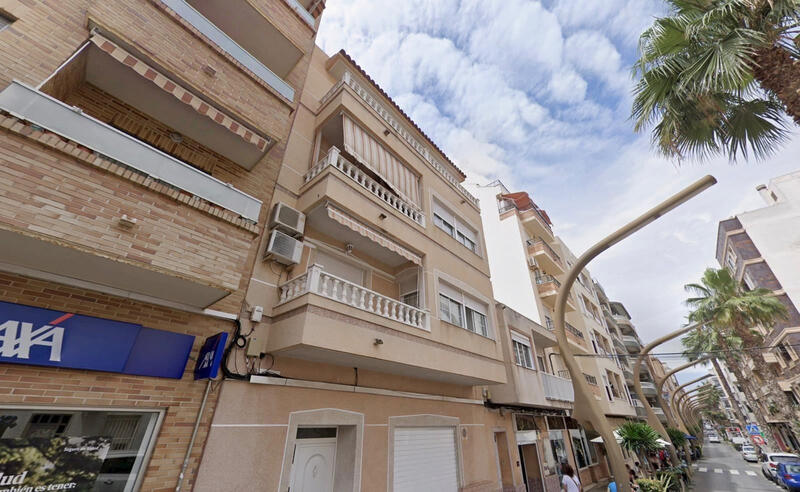 Lejlighed til salg i Torrevieja, Alicante