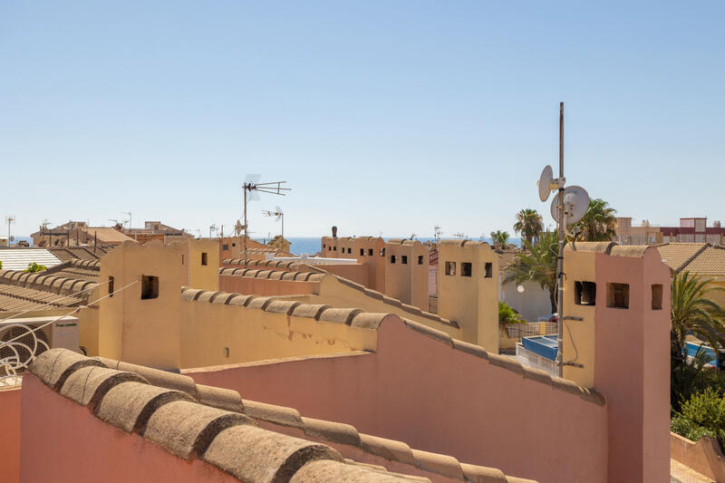 2 Cuarto Adosado en venta en Torrevieja, Alicante