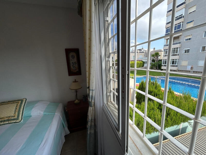 3 Schlafzimmer Stadthaus zu verkaufen in Torrevieja, Alicante