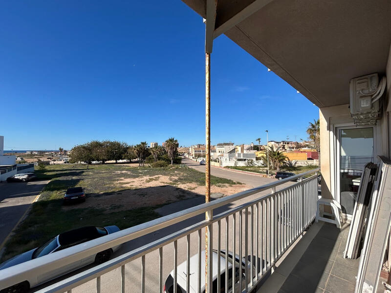 2 спальная комната квартира продается в Torrevieja, Alicante