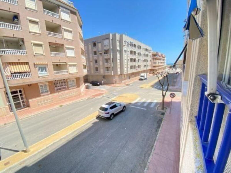 2 bedroom Apartment for sale in Guardamar del Segura, Alicante