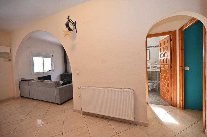 2 slaapkamer Gezinswoning Te koop