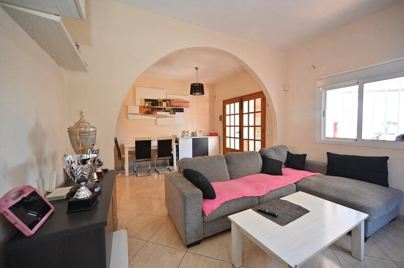 2 Cuarto Adosado en venta en Los Altos, Alicante