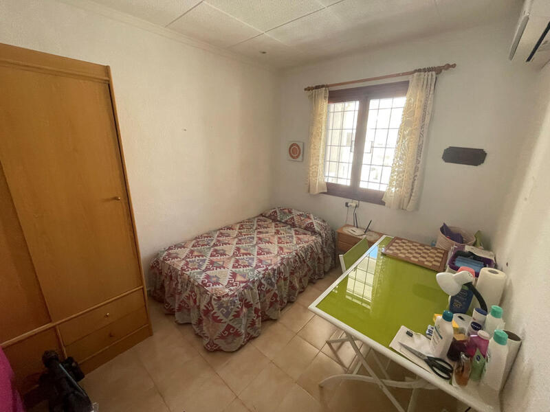 2 bedroom Townhouse for sale