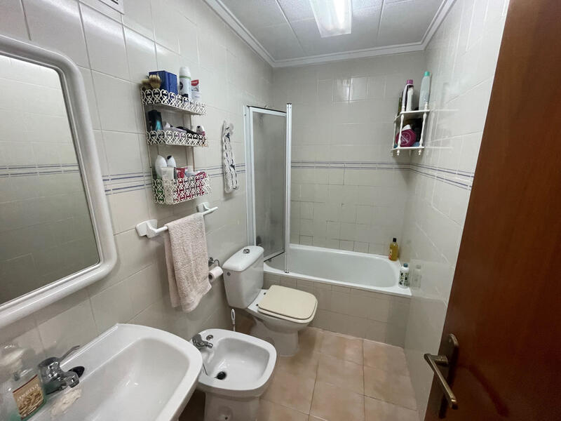 2 bedroom Townhouse for sale