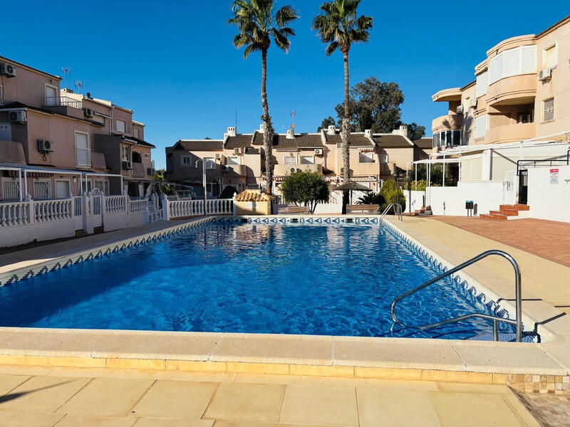 Stadthaus zu verkaufen in Mil Palmeras, Alicante