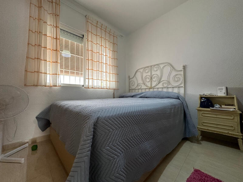 4 Schlafzimmer Stadthaus zu verkaufen