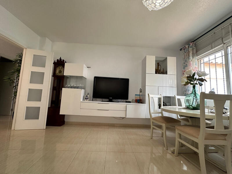 4 Schlafzimmer Stadthaus zu verkaufen