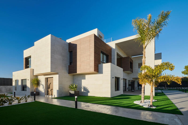 7 bedroom Villa for sale