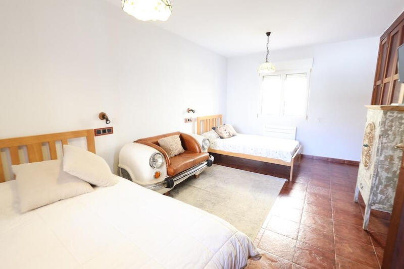 4 slaapkamer Villa Te koop