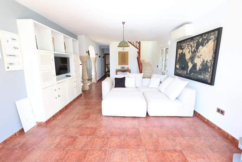 4 slaapkamer Villa Te koop