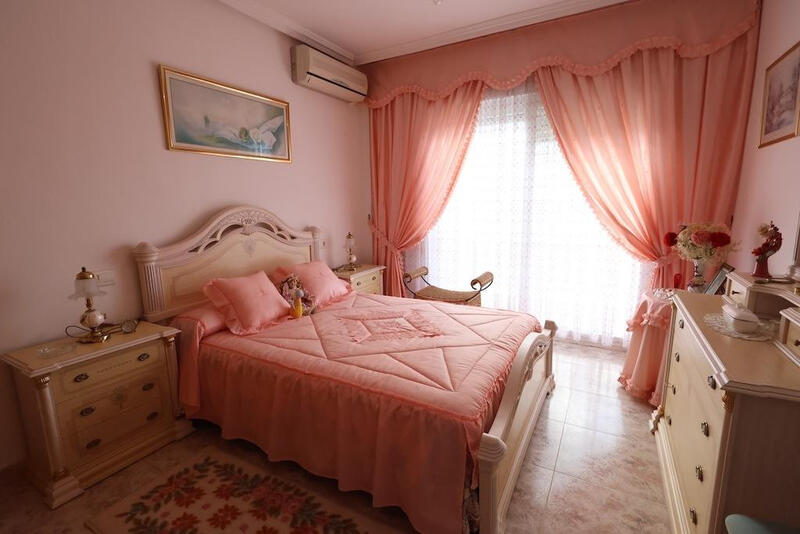 5 slaapkamer Villa Te koop