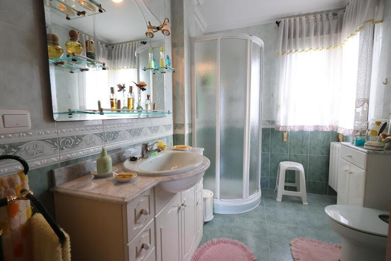 5 slaapkamer Villa Te koop