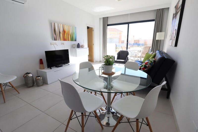 2 bedroom Apartment for sale