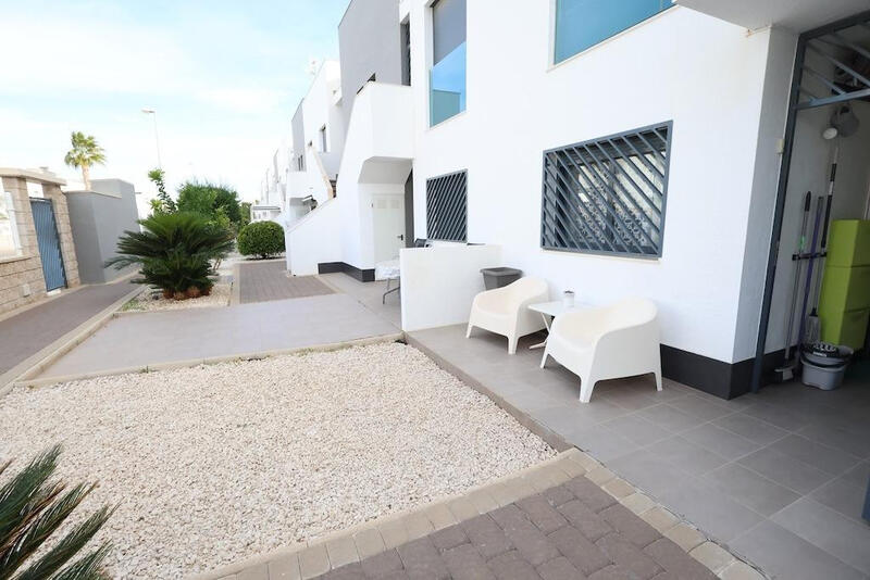 2 sovrum Villa till salu i La Zenia, Alicante