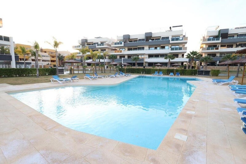 2 slaapkamer Appartement Te koop in Punta Prima, Alicante
