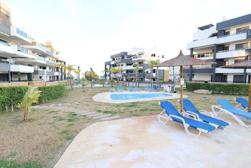 2 slaapkamer Appartement Te koop in Punta Prima, Alicante