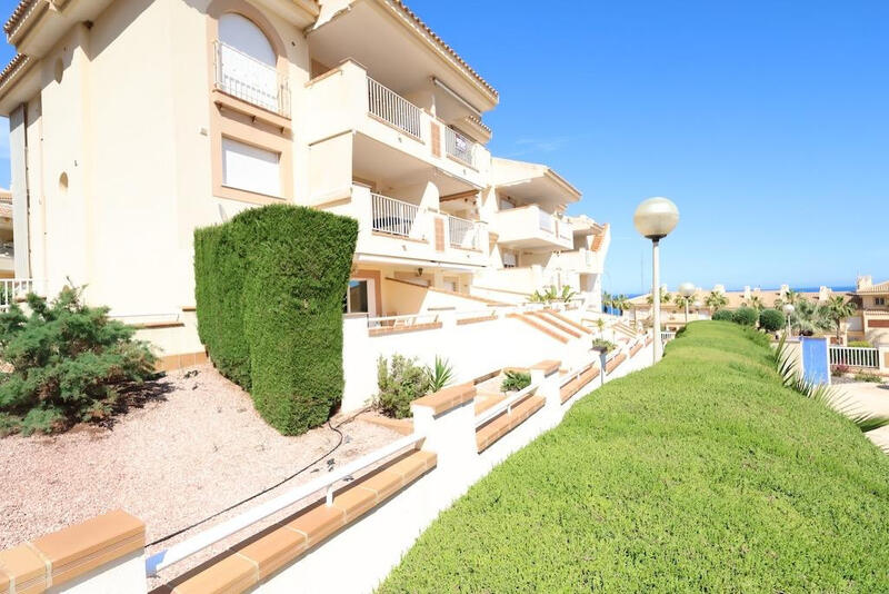 2 slaapkamer Appartement Te koop in Campoamor, Alicante