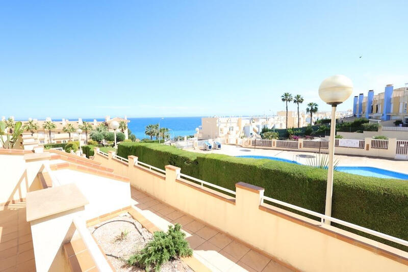2 slaapkamer Appartement Te koop in Campoamor, Alicante