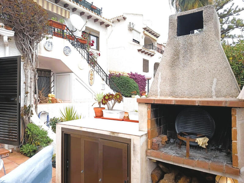 4 Schlafzimmer Appartement zu verkaufen in Cabo Roig, Alicante