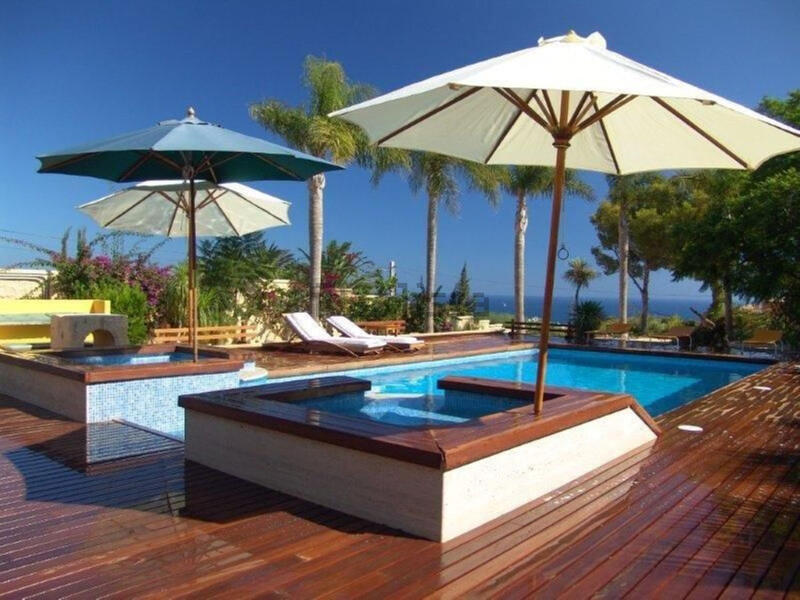7 спальная комната вилла продается в Altea, Alicante