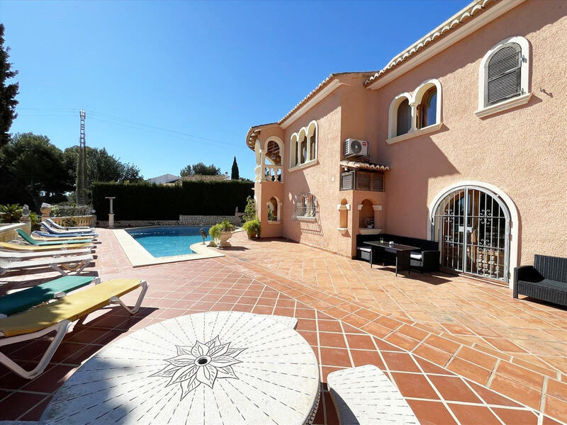 8 soveværelse Villa til salg i Benissa, Alicante