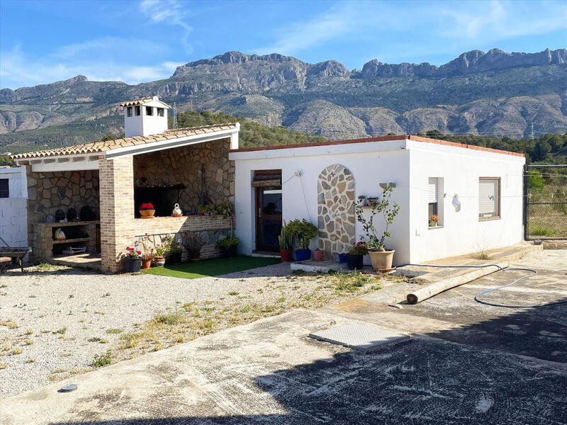 Villa for sale in Altea, Alicante